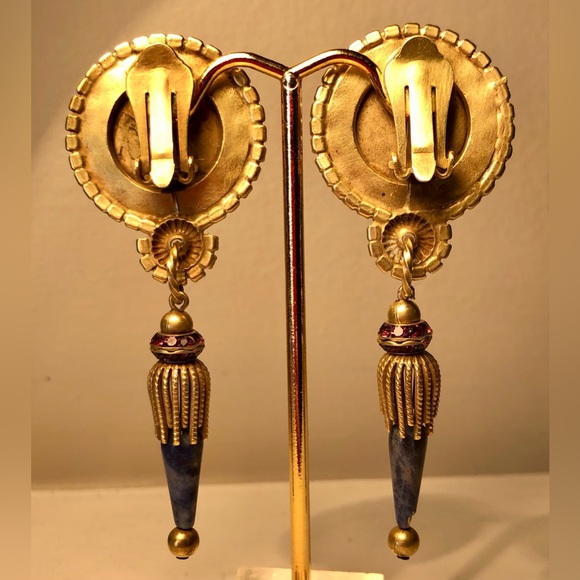 ✔️SOLD ✔️Stunning Sorrelli vintage brass/lapis/amethyst clip on earrings. - Picture 4 of 8